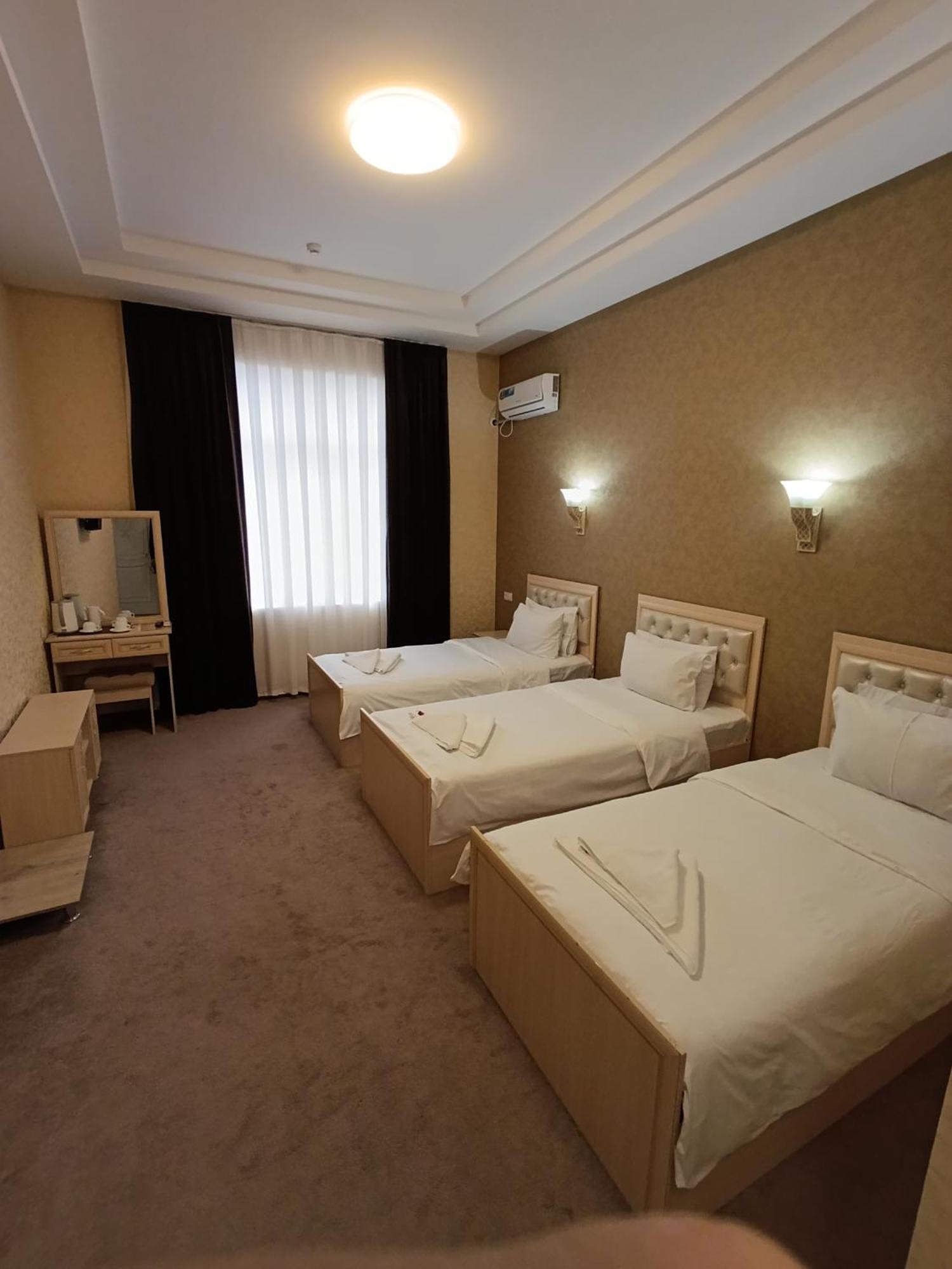 Grand Karavan Hotel Tașkent Exterior foto