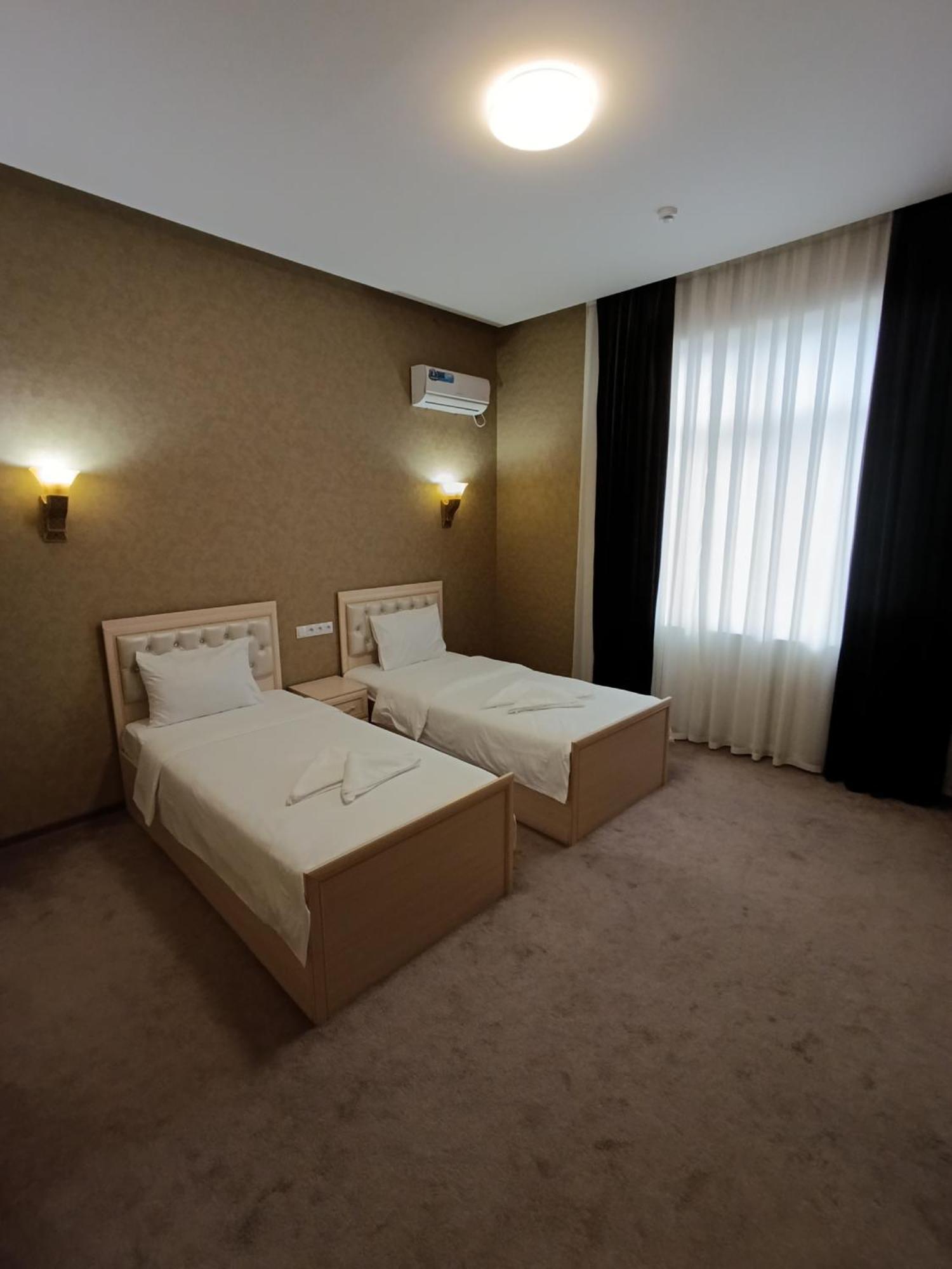 Grand Karavan Hotel Tașkent Exterior foto